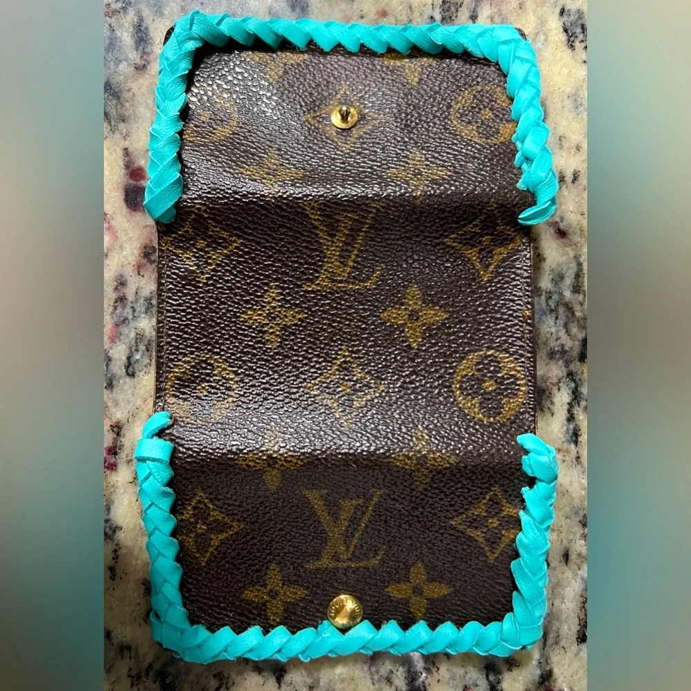 Vintage Boho Louis Vuitton Key Holder - Picture 9 of 10